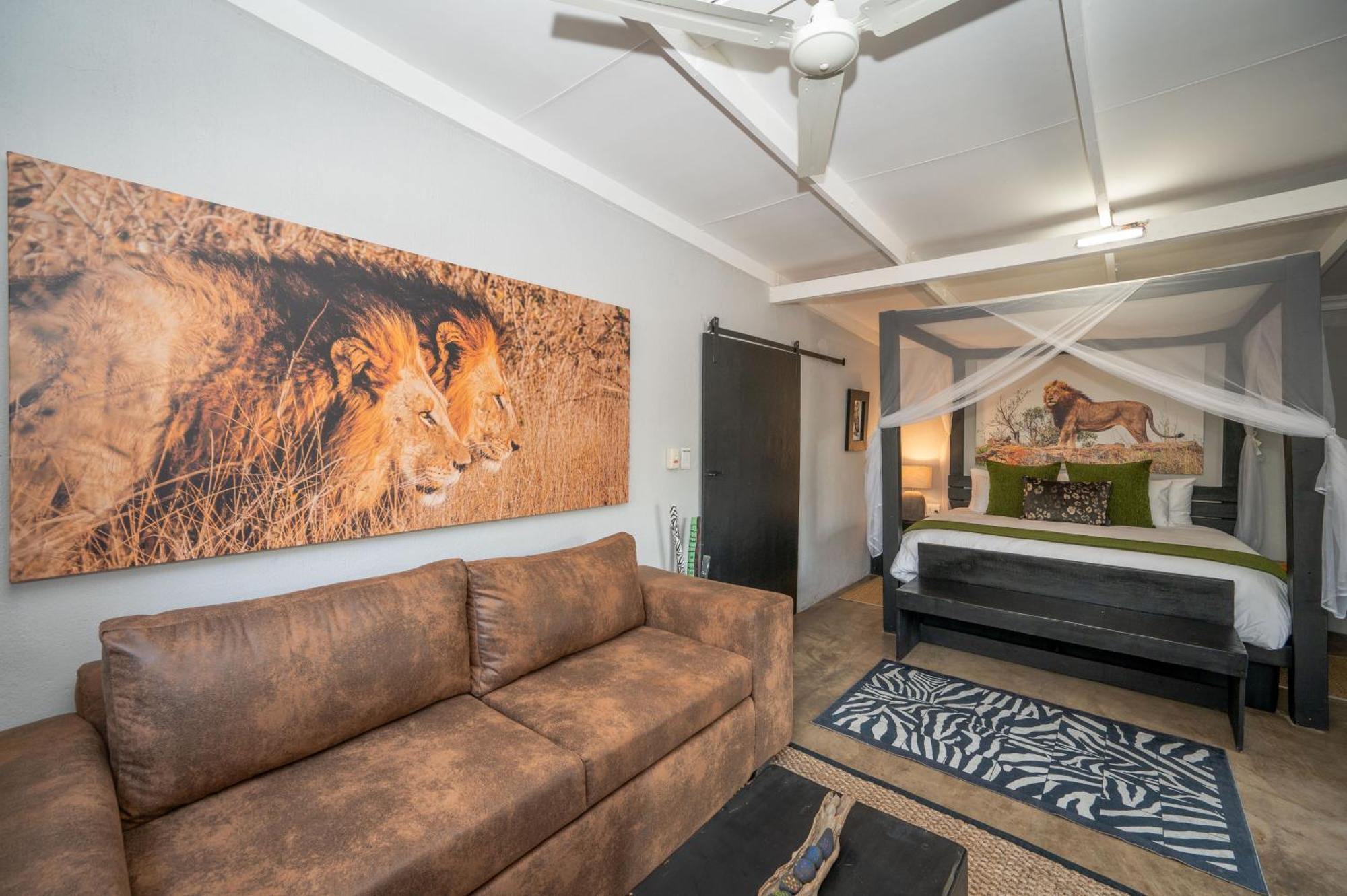 Foxy Crocodile Bush Lodge & Kruger Safari'S - No Loadshedding Marloth Park Buitenkant foto